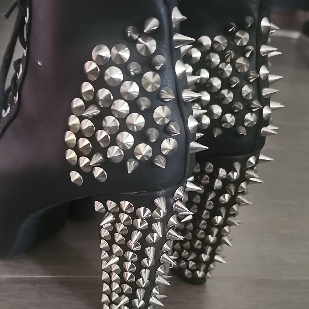 Jeffrey Campbell Black Lace-Up Platform Boots with Silver Spikes - Picture 6 of 16